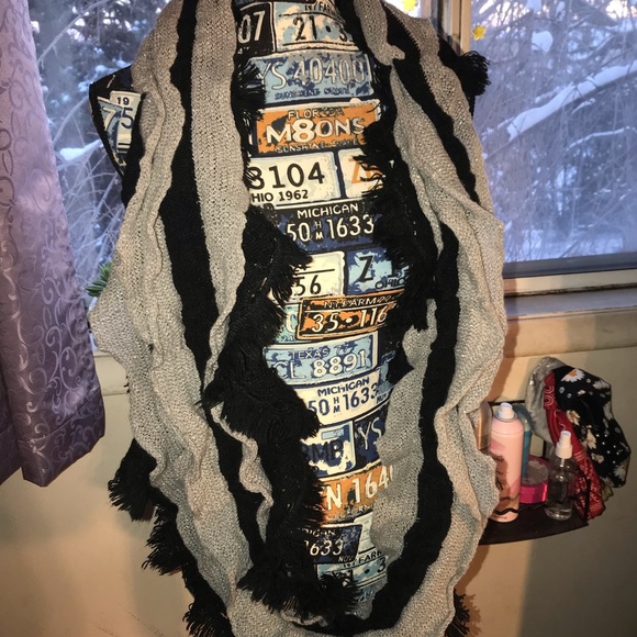 Infinity scarf - Picture 3 of 8